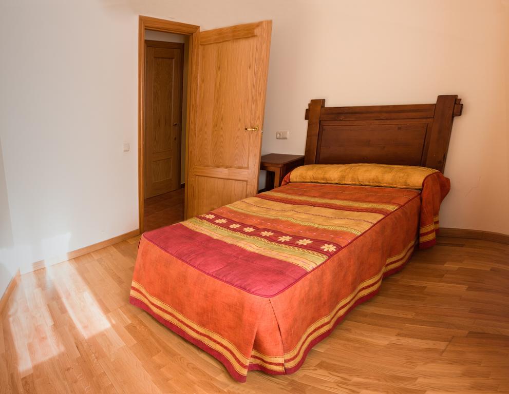 Apartment Casa Blas Gistaín Esterno foto
